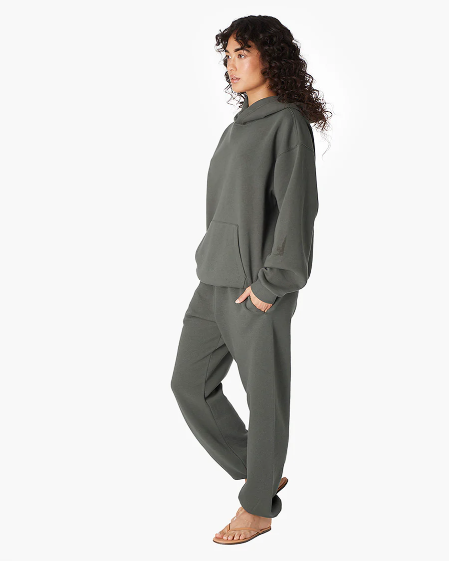 1429-air-whipped-hoodie-forest-1.webp