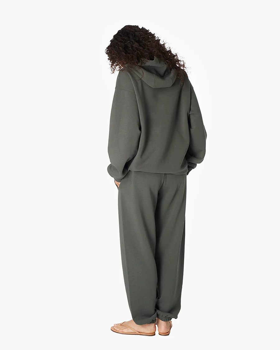 1429-air-whipped-hoodie-forest-1.webp