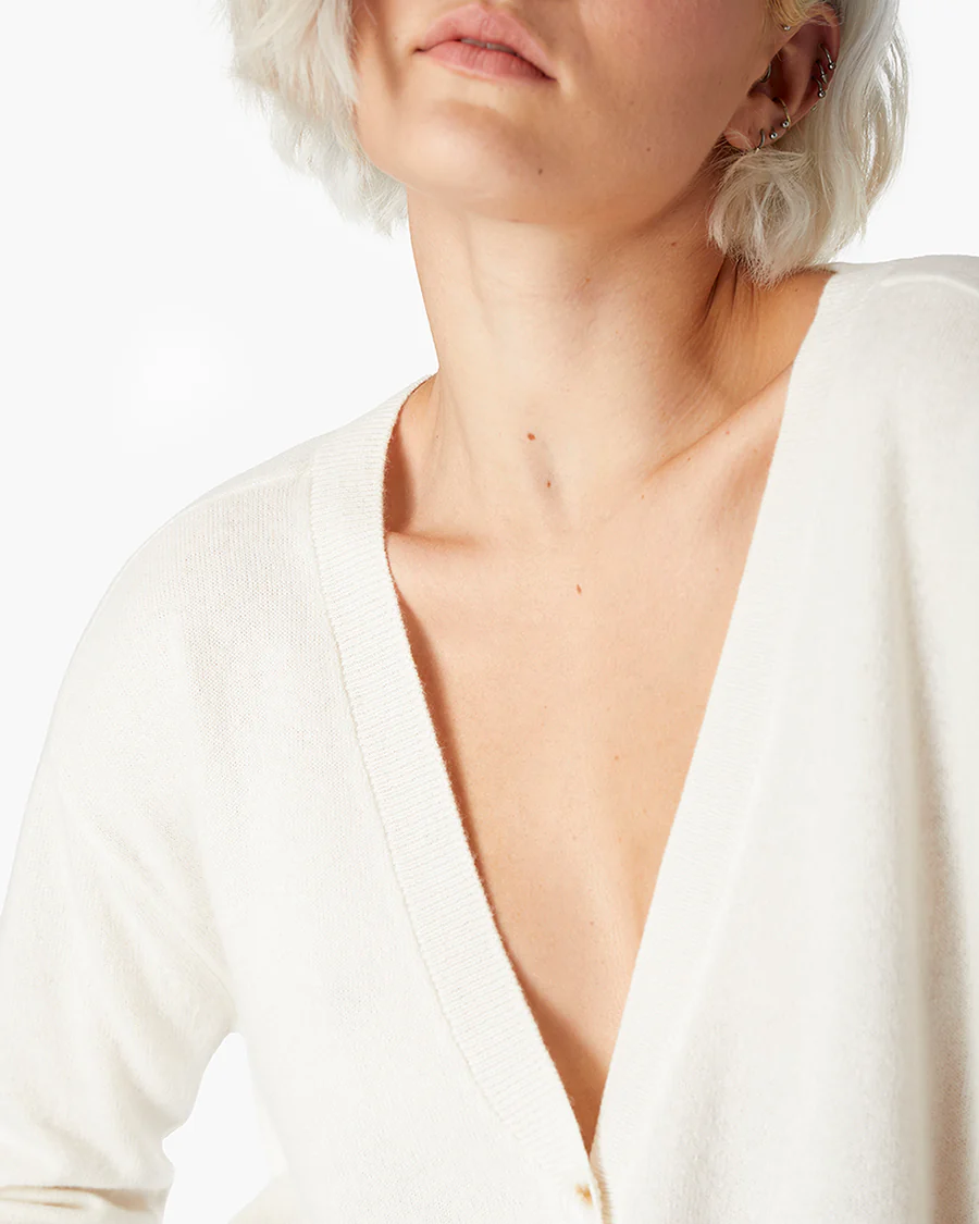 1534-cashmere-v-neck-cardigan-cream-1.webp