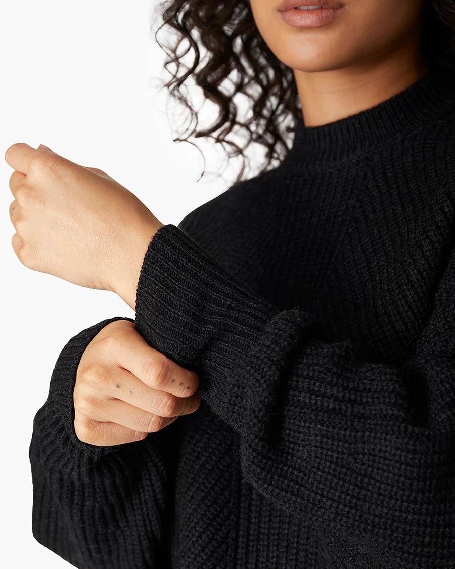 1581-merino-knit-crewneck-black-1.webp