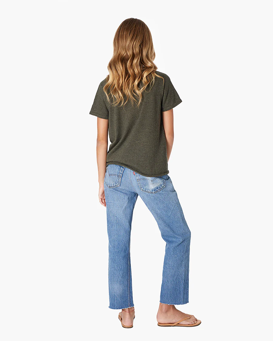 1627-cashmere-classic-tee-moss-1.webp