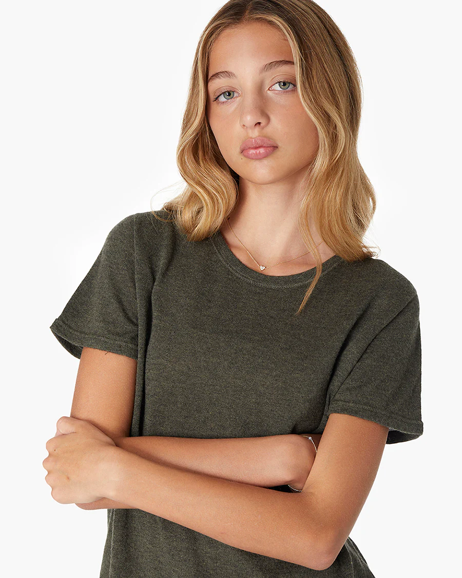 1627-cashmere-classic-tee-moss-1.webp