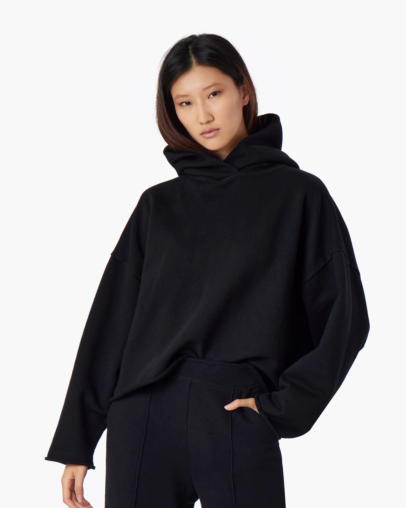 2000-raw-edge-hoodie-black-1.webp