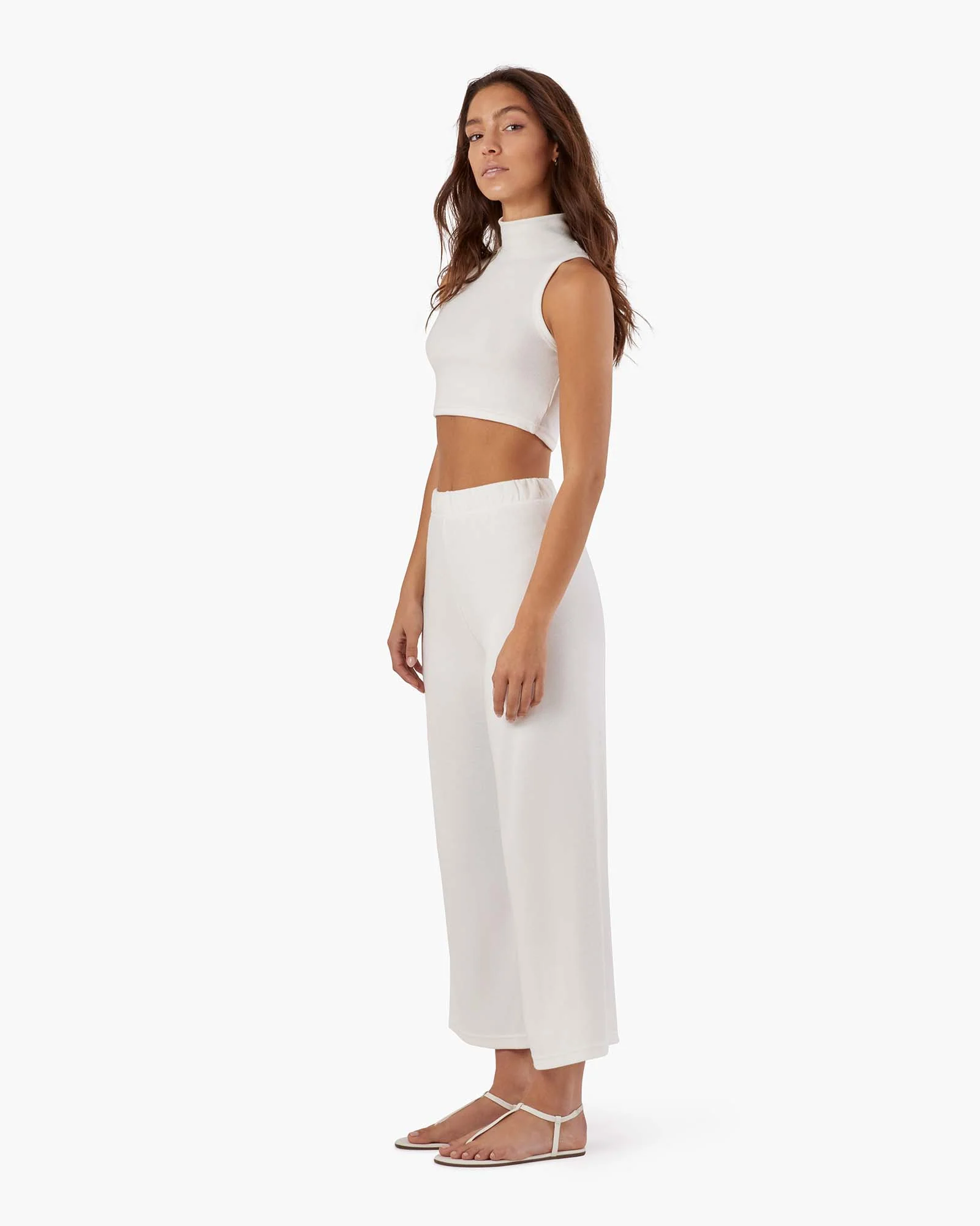 2196-ivory-1-ivory-1-variation-1.webp