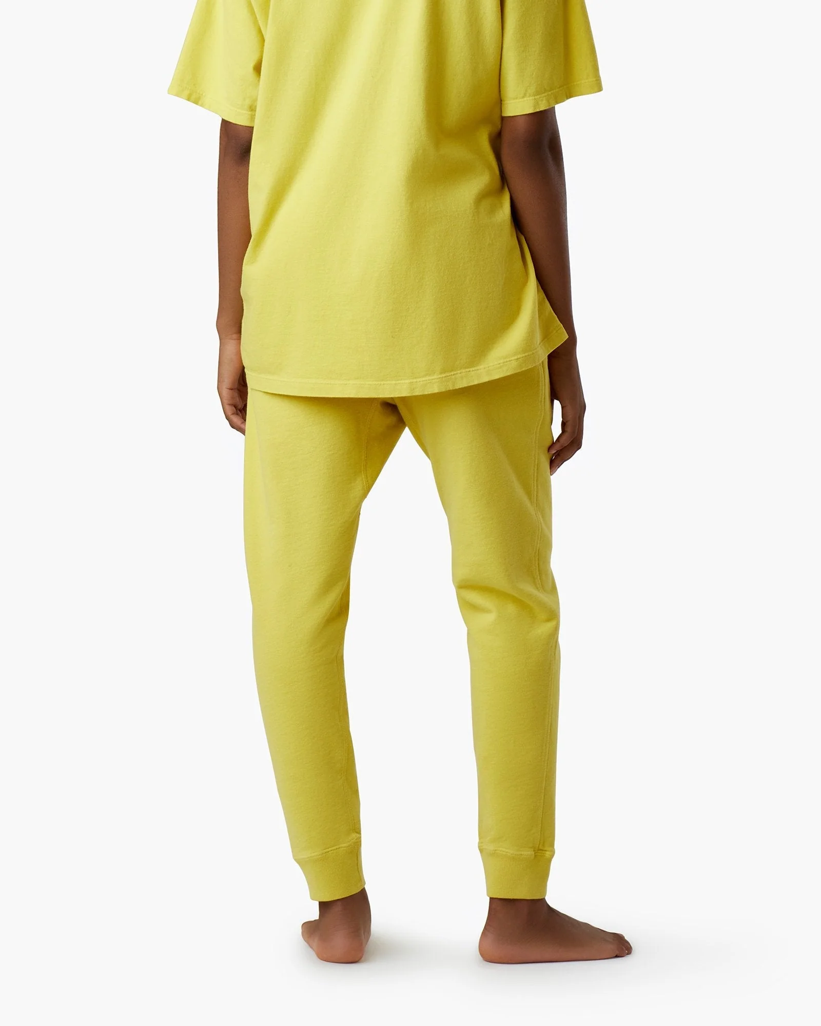 2306-core-sport-jogger-capri-lemon-1.webp