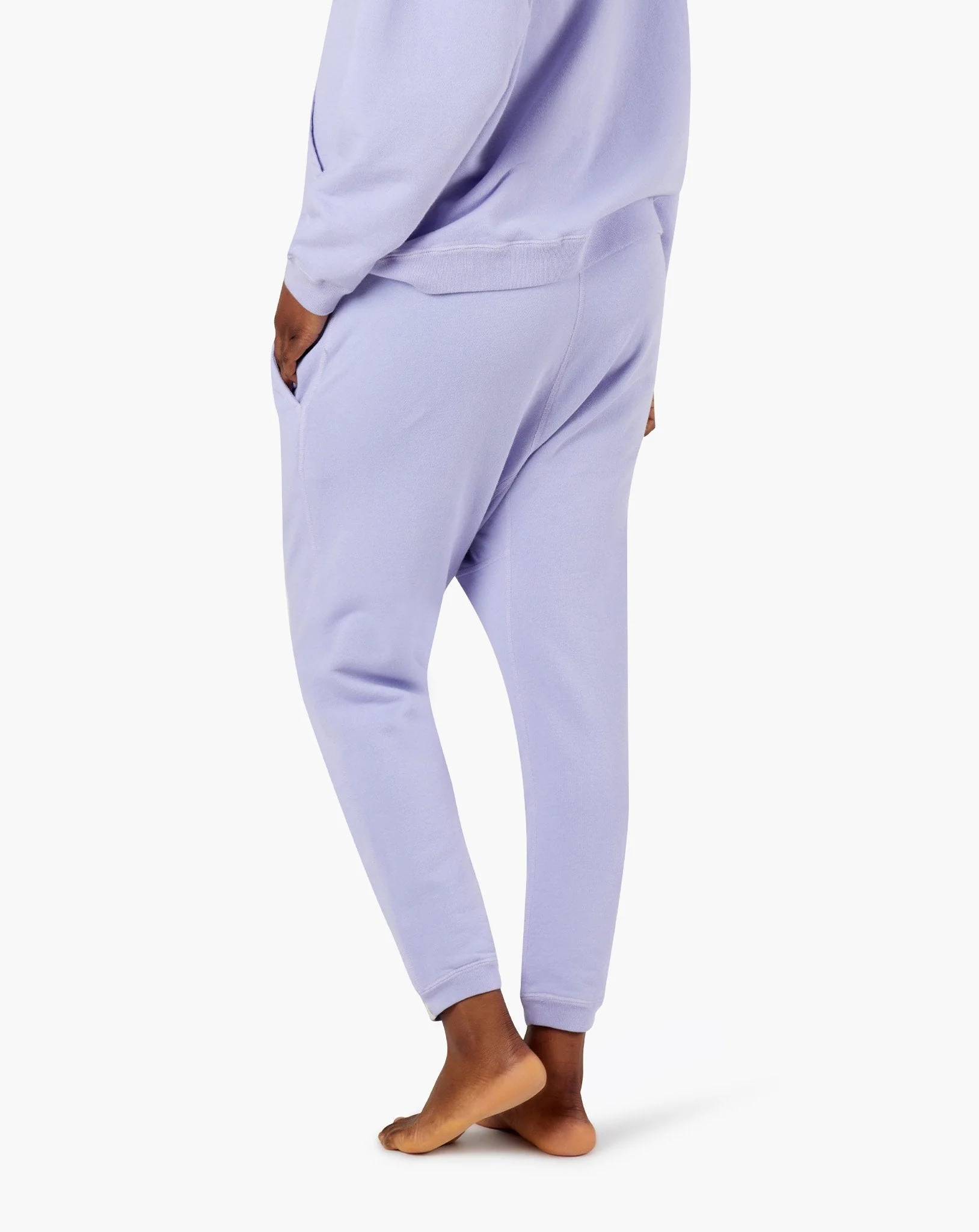 2508-core-jogger-lovely-lavender-1.webp