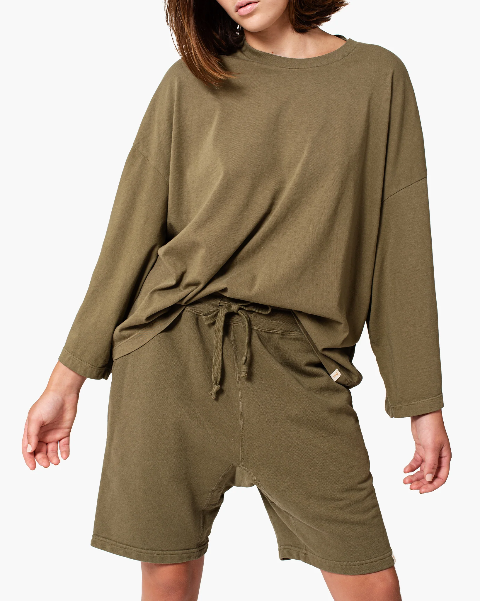 2636-the-longsleeve-tee-1.webp