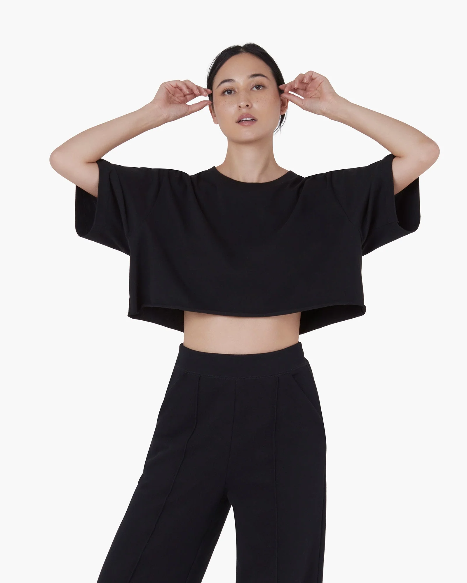 Cropped Tee - Black