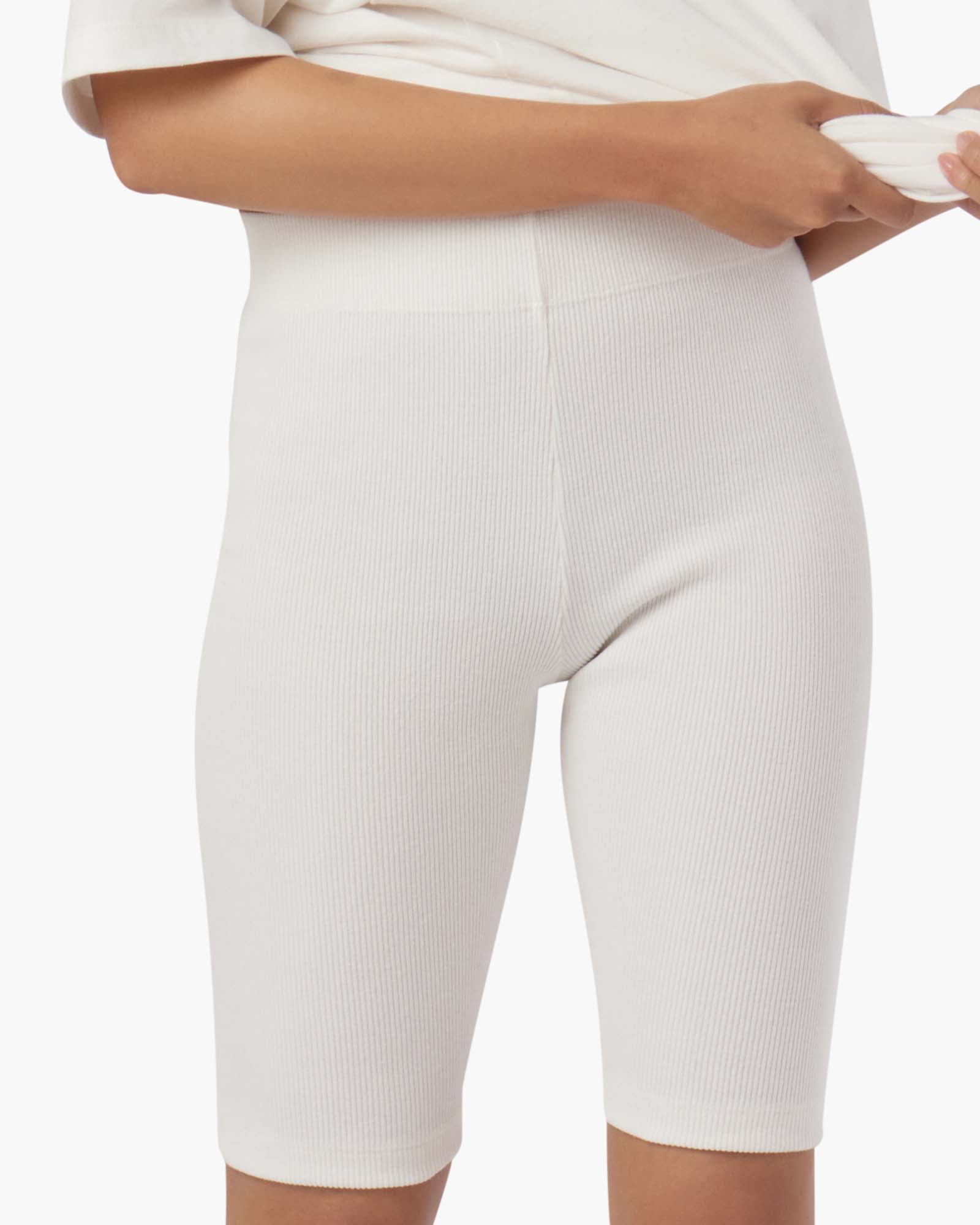 3143-biker-short-cream-1.webp