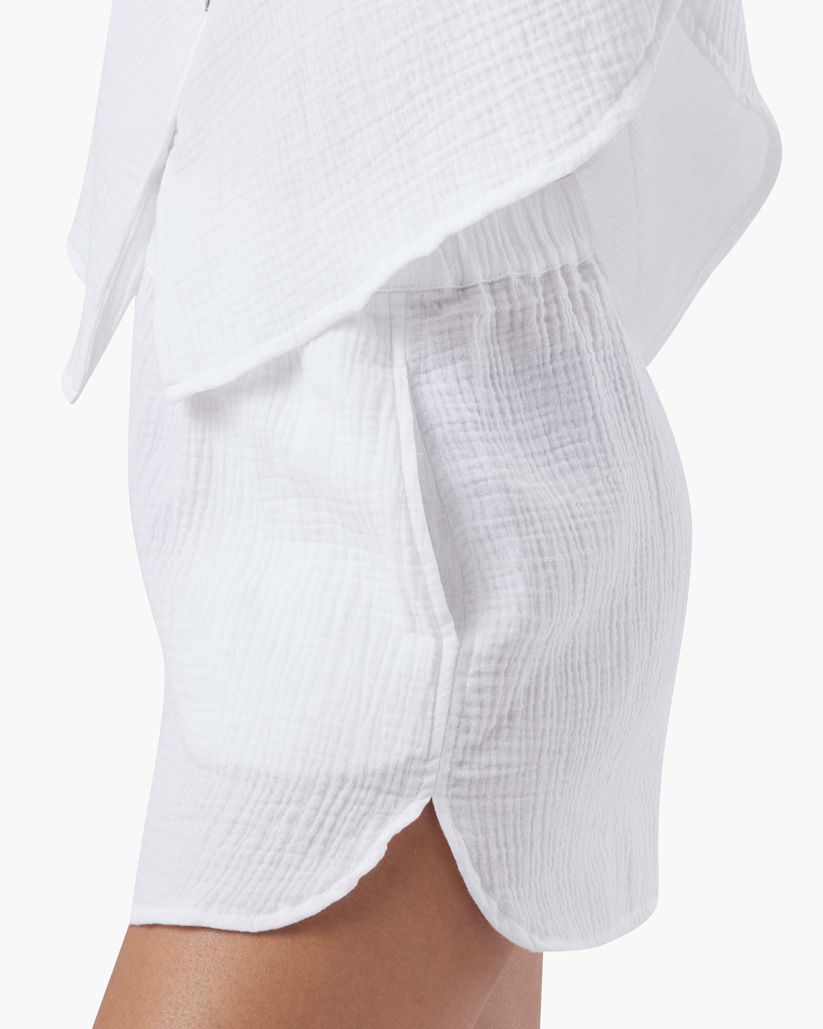 3164-gauze-short-white-1.webp