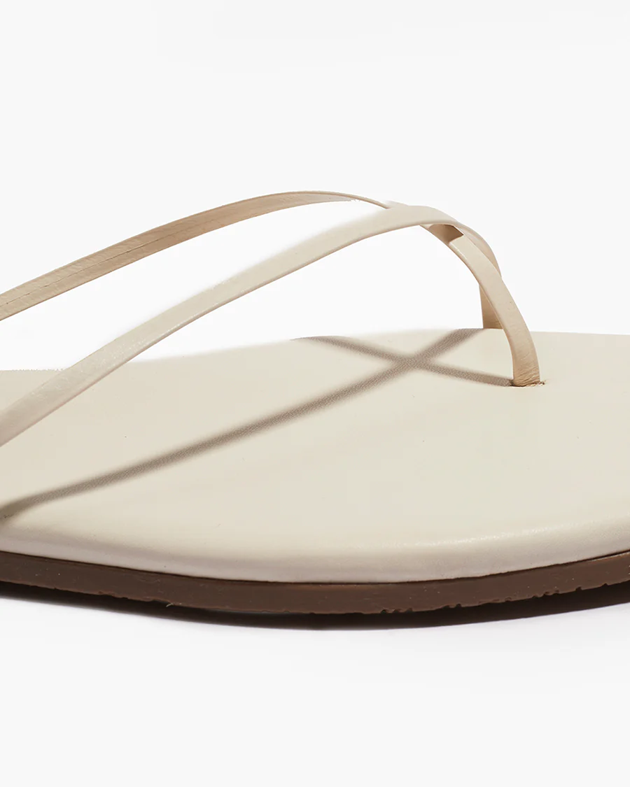 697-square-toe-millie-cream-1.webp